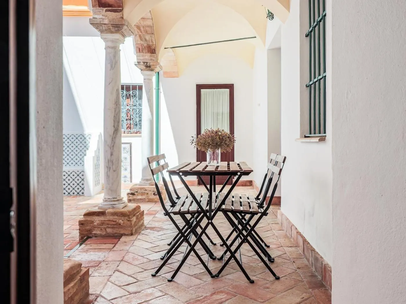 Apartment Descanso Y Paz En La Juderia De Carmona Spain